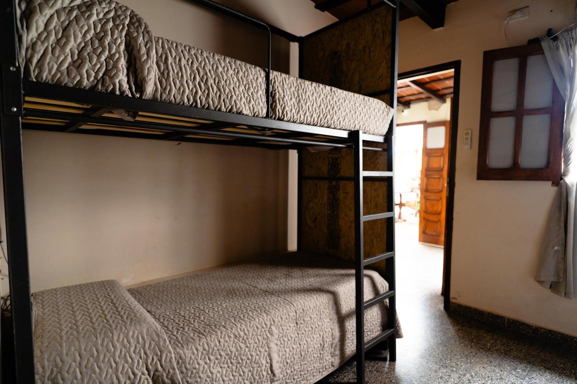 Trotamundos Hostel Salta Dış mekan fotoğraf